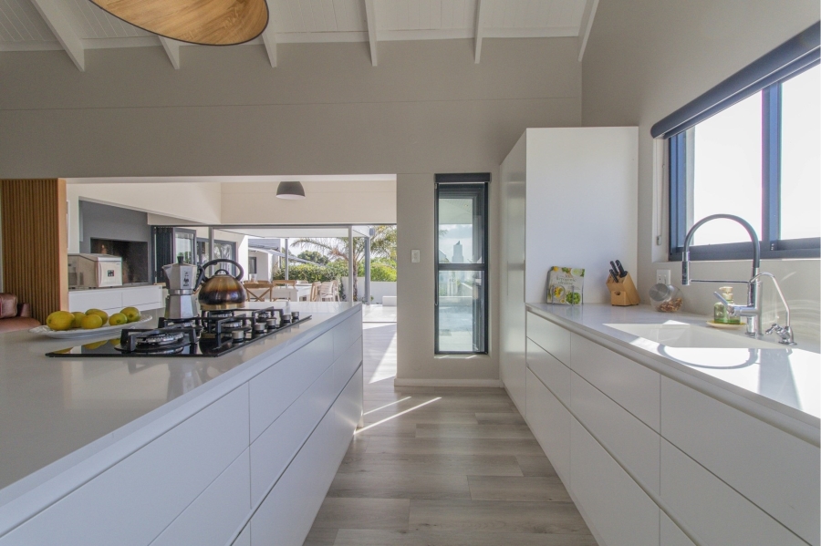 9 Bedroom Property for Sale in Olifantskop Western Cape